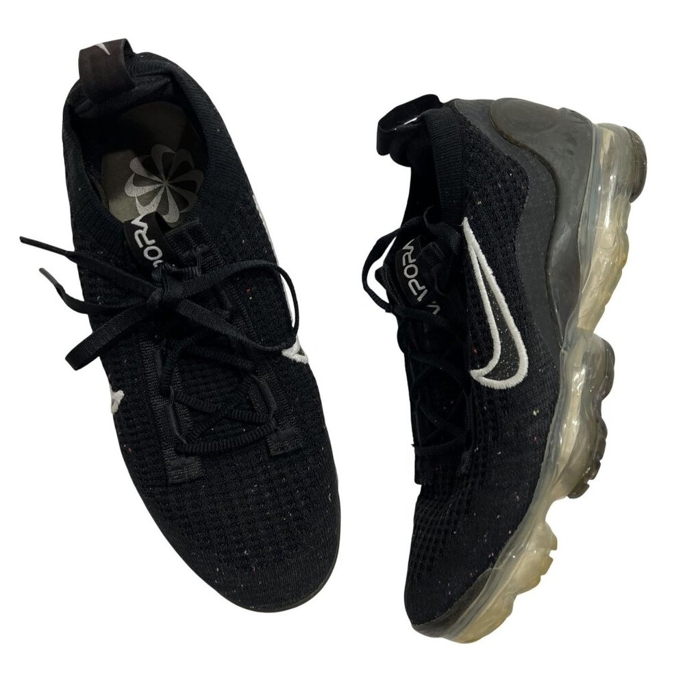 Nike Air VaporMax Sneakers Style DC4112-002 in Black Metallic Silver